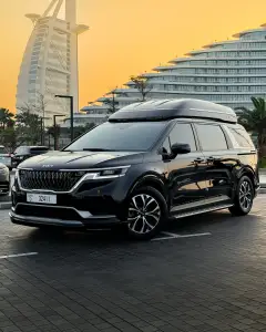 Rent Kia Carnival VIP: Luxury Meets Versatility 2023 in Dubai