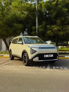 Rent Kia Carens 2026 in Dubai