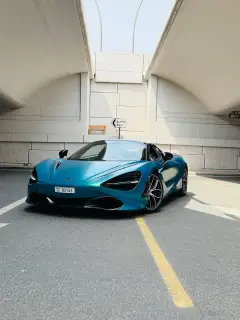 Rent McLaren 720S in Dubai