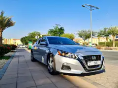 Rent Nissan Altima 2021 in Dubai