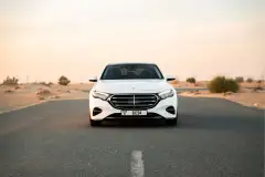 تأجير مرسيدس E200 الأبيض 2026 في دبي