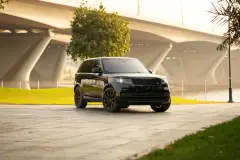 เช่ารถ Range Rover Vogue สีดำ 2024 ในดูไบ