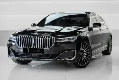 เช่ารถ BMW 750Li สีดำในดูไบ