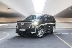เช่ารถ Cadillac Escalade สีดำในดูไบ