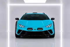 เช่ารถ Lamborghini Huracan Sterrato สีน้ำเงินในดูไบ