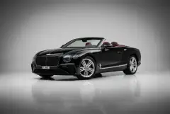 تأجير بنتلي كونتيننتال GTC الأسود 2023 في دبي
