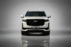 เช่ารถ Cadillac Escalade สีขาว 2023 ในดูไบ