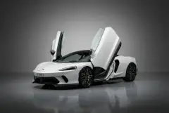 کرایہ McLaren GT سفید 2025 دبئی میں