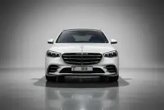 تأجير مرسيدس S500 الأبيض 2021 في دبي