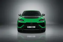 Dubai'de 2026 model Performante Yeşil Lamborghini Urus kiralayın