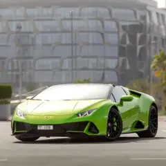 Dubai'de 2020 Model Yeşil Lamborghini Evo Kirala