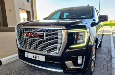 2022 Model GMC Yukon Denali Kiralayın Dubai'de