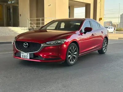 Dubai'de Mazda 6 kiralayın