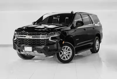 Dubai'da Siyah Chevrolet Tahoe kiralayın