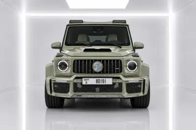 Dubai'de 2025 model Mercedes-Benz Brabus Bej kiralık