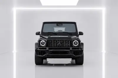 Dubai'de 2025 model Siyah Mercedes-Benz G63 AMG kiralayın