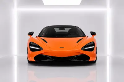 Dubai'de Kiralık Turuncu McLaren 720S