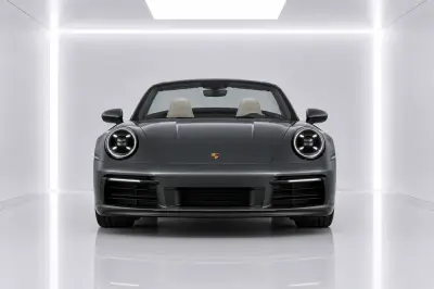 Porsche 911 Carrera Cabriolet Gri Kiralık Dubai'de