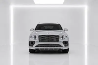 Dubai'de Bentley Bentayga Gri kiralık