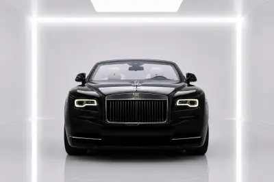 Dubai'da kiralık Rolls-Royce Dawn Yeşil