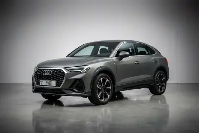 Dubai'de 2022 Model Gri Audi Q3 Kiralık