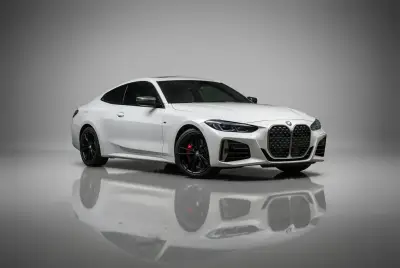 Dubai'de 2021 Beyaz BMW M440i Kirala