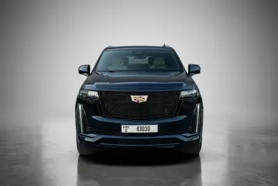Dubai'de 2023 model Siyah Cadillac Escalade kiralayın