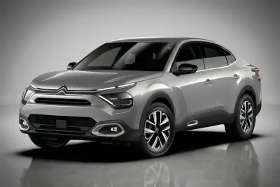 Dubai'de Kiralık Citroen C4 X Gümüş 2025