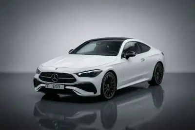 Dubai'de 2024 Model Beyaz Mercedes-Benz CLE 200 Kiralık