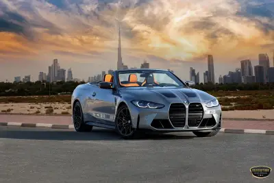 Dubai'de 2022 Model BMW M4 Competition Convertible Kiralayın
