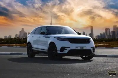 Range Rover Velar R Dynamic Kiralayın Dubai'de