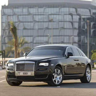 Dubai'de 2017 model Siyah Rolls Royce Ghost kiralık