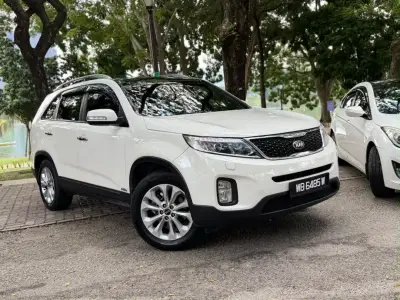Rent 2016 Kia Sorento in Kuala Lumpur — Spacious 7-Seater SUV