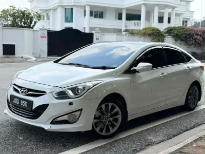 Rent 2016 Hyundai i40 in Kuala Lumpur — Comfortable Sedan