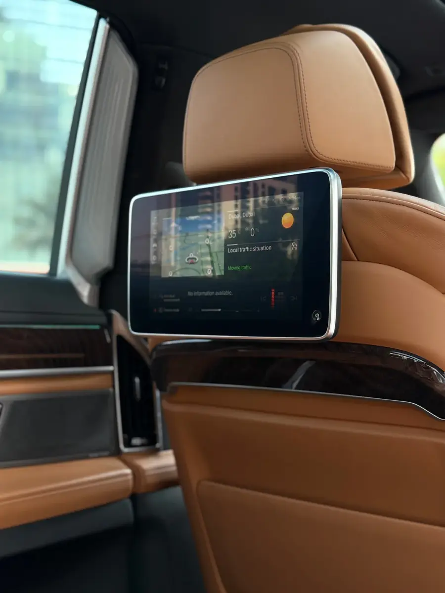 Rent BMW 730Li 2022 in Dubai — photo 12 of 12