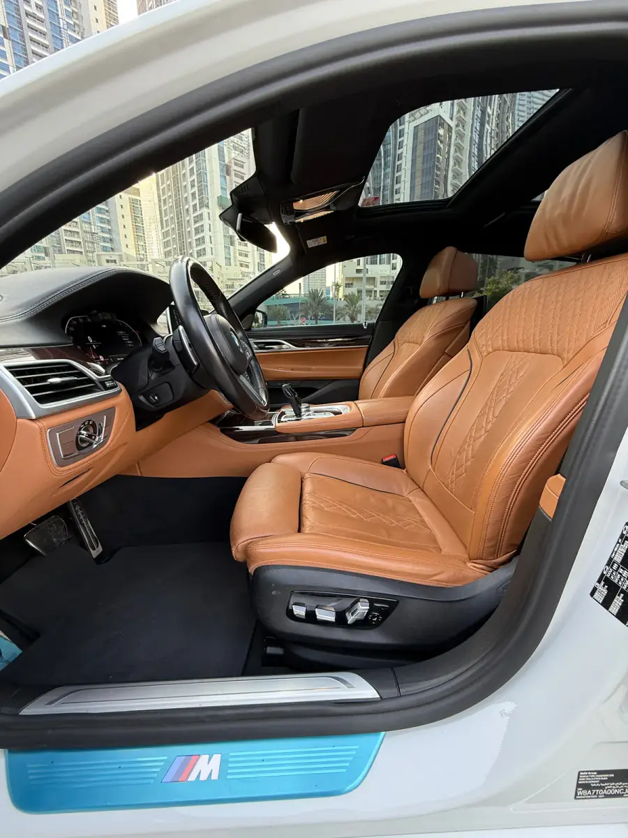 Rent BMW 730Li 2022 in Dubai — photo 5 of 12