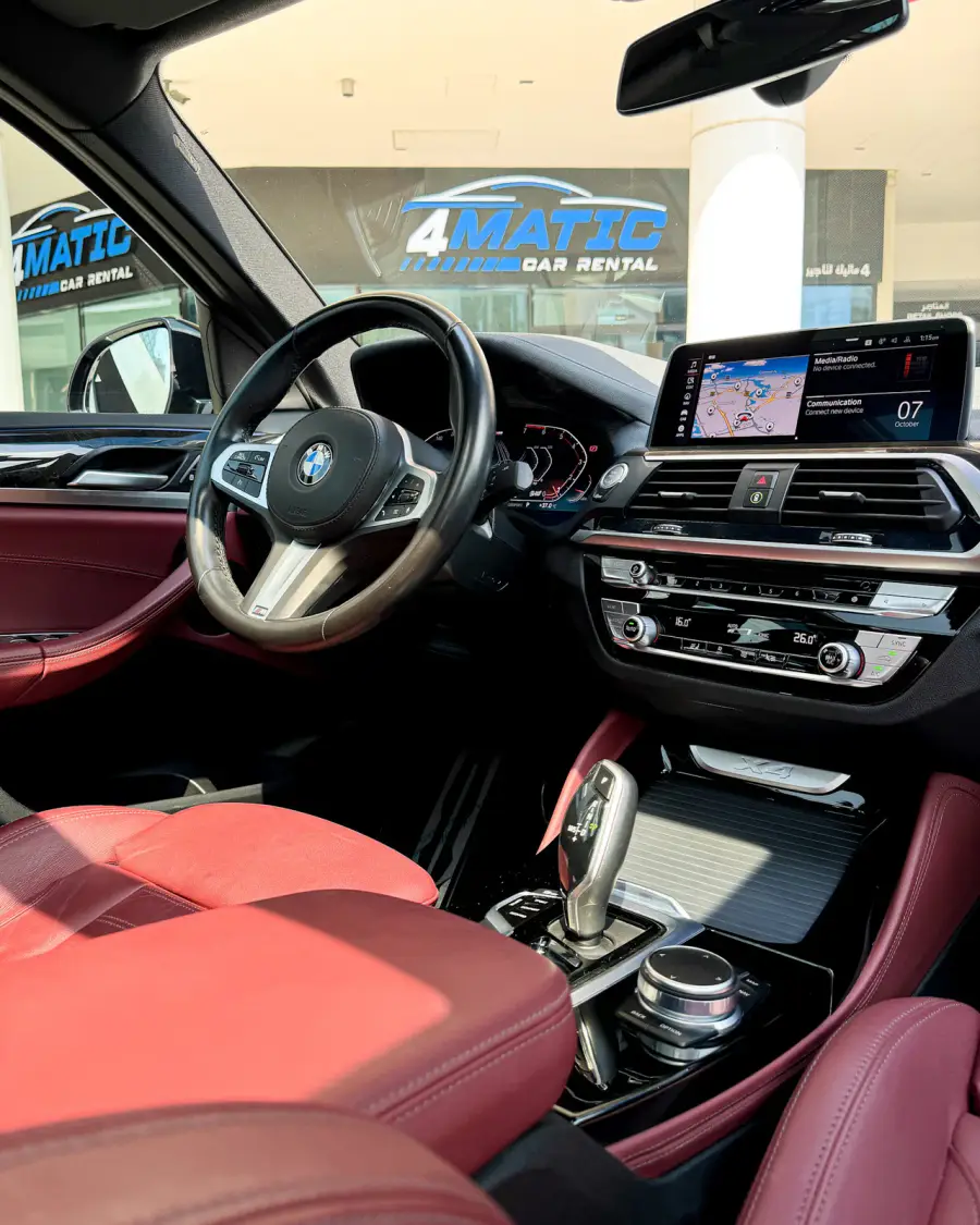 Аренда BMW X4 тёмно-синий 2021 в Дубае в аренду в Дубай, ОАЭ — BMW — фото 3 из 3