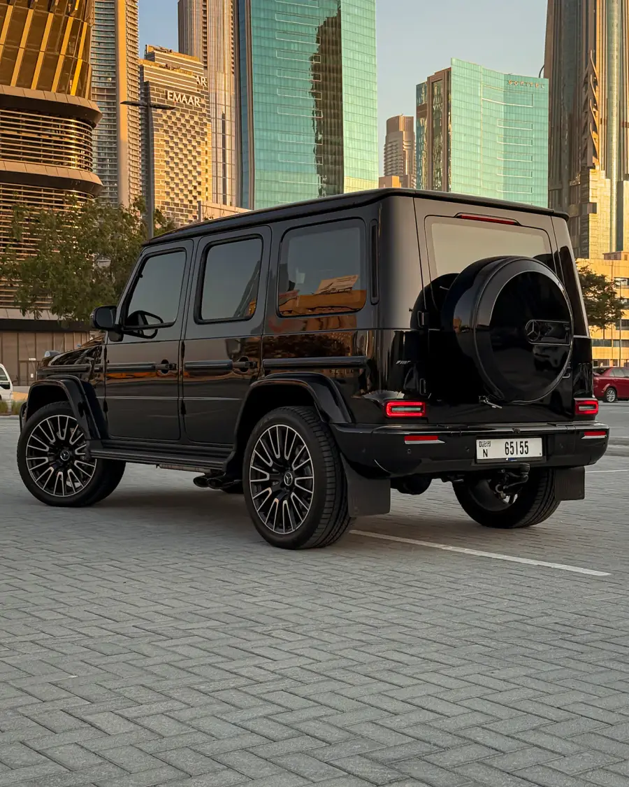 Rent Mercedes AMG G63 Black 2025 in Dubai — Mercedes-Benz — photo 4 of 5
