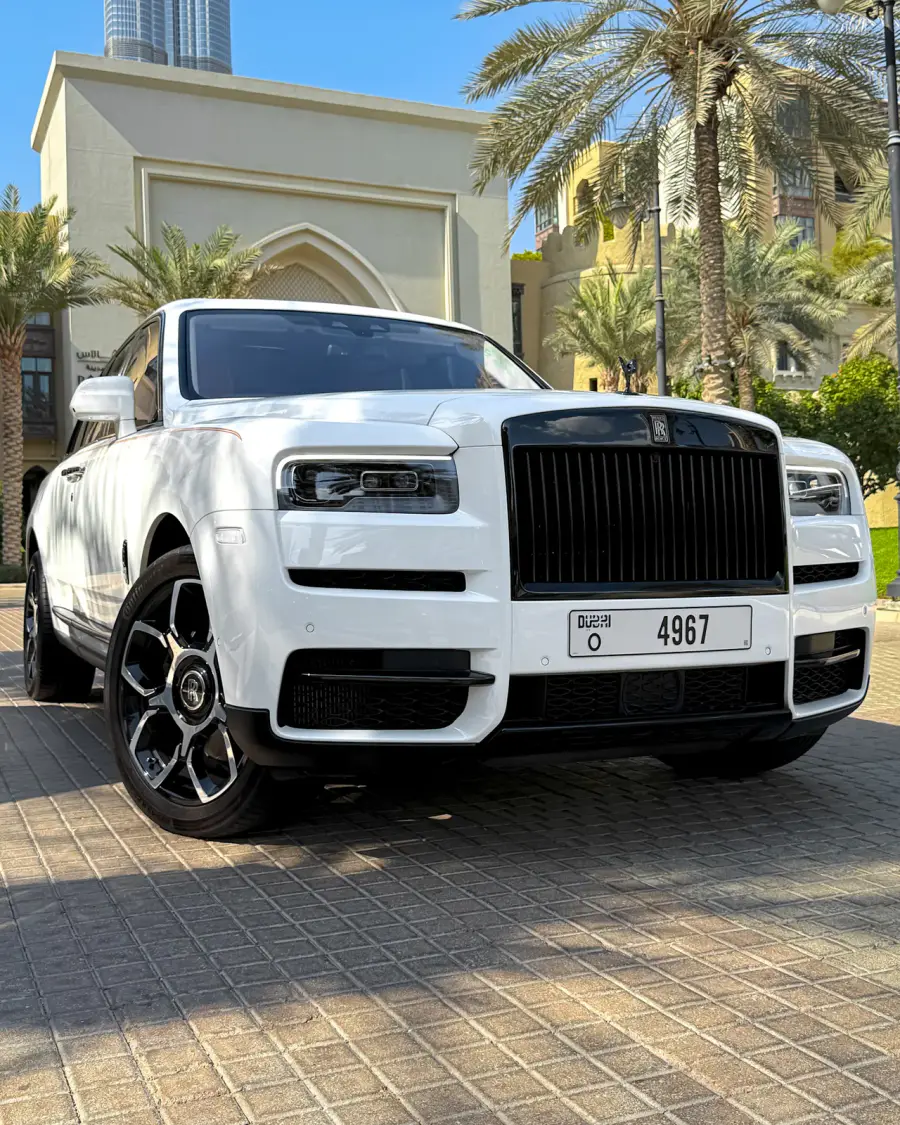 Rent Rolls-Royce Cullinan Black Badge 2023 in Dubai — photo 3 of 9