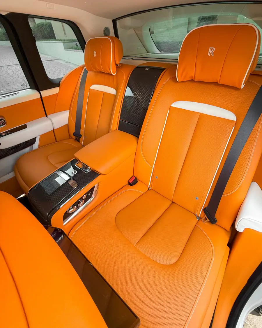 Rent Rolls-Royce Cullinan Black Badge 2023 in Dubai — photo 7 of 9