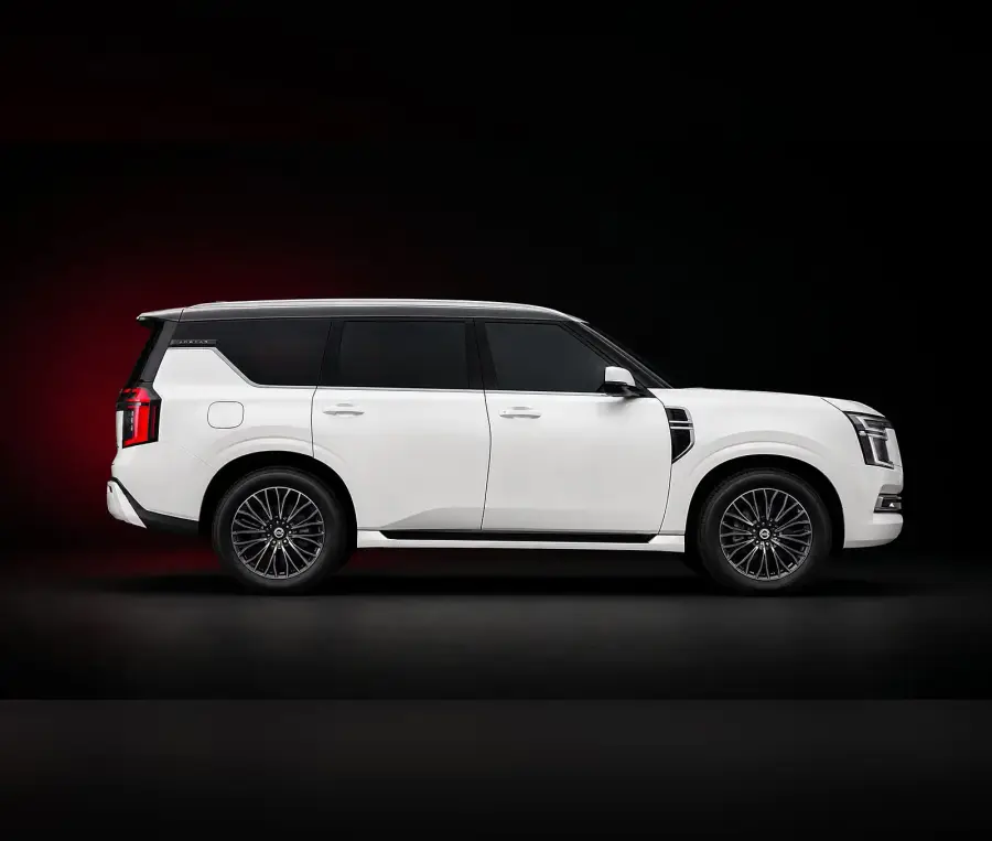 Аренда авто Nissan Patrol Platinum Серый 2025 в Дубае в аренду в Дубай, ОАЭ — Nissan — фото 2 из 4