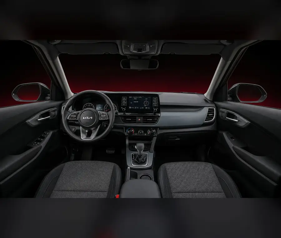 Rent Kia Seltos Black / Red 2023 in Dubai — photo 4 of 4