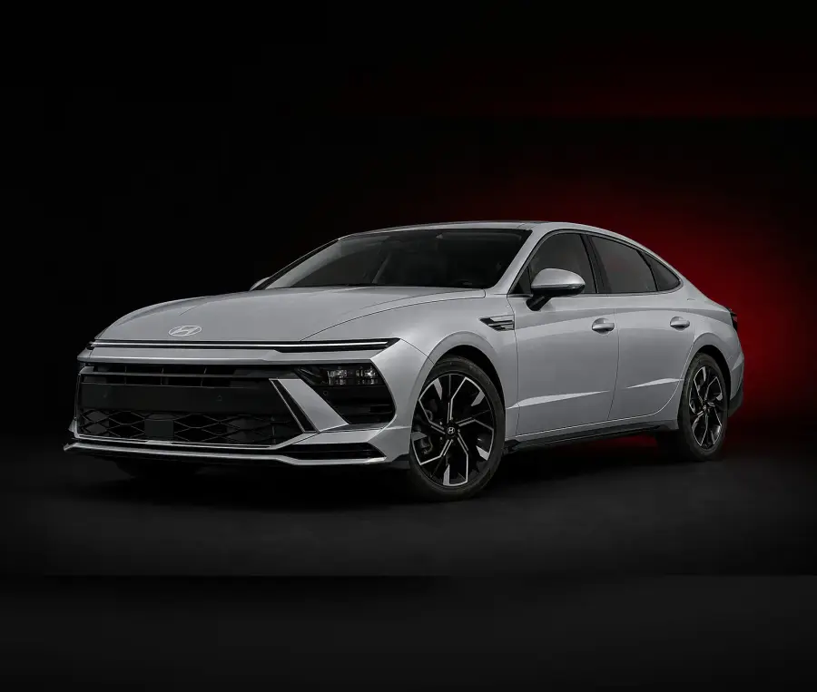 Аренда Hyundai Sonata серебристого 2025 года в Дубае в аренду в Дубай, ОАЭ — Hyundai — фото 1 из 4