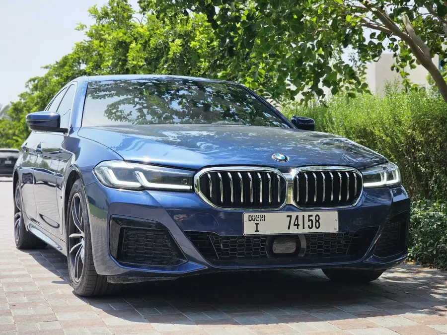 Rent BMW 520i 2023 in Dubai — photo 3 of 9