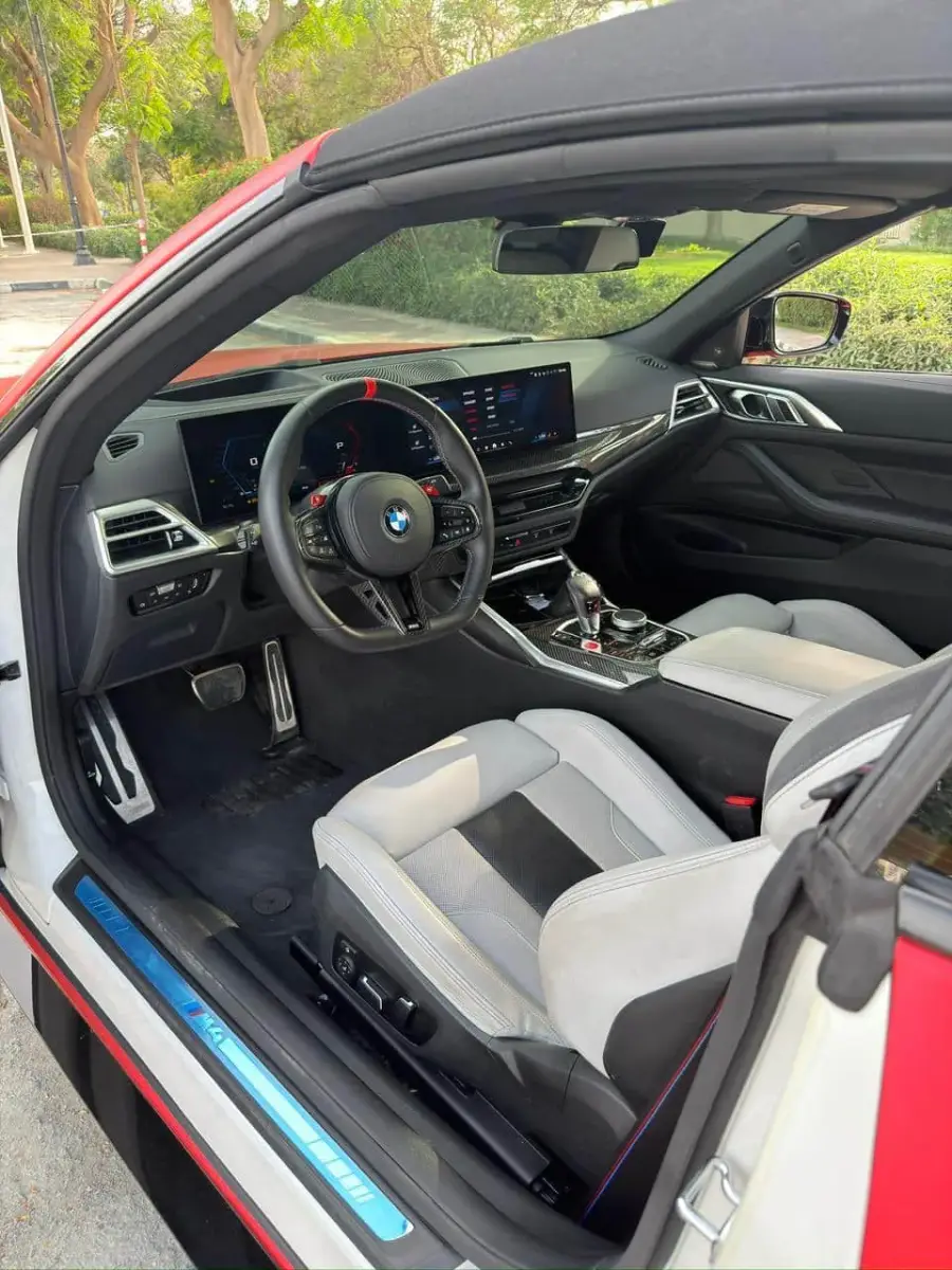 Rent BMW M4 Competition in Dubai — photo 4 of 5