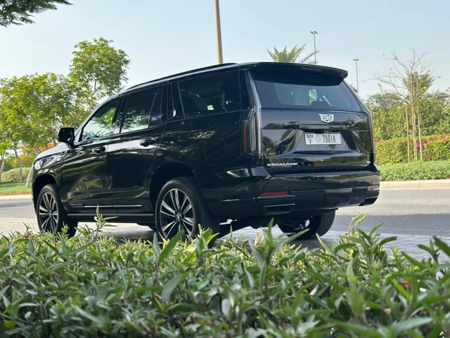 Rent Cadillac Escalade 2023 in Dubai — photo 4 of 8