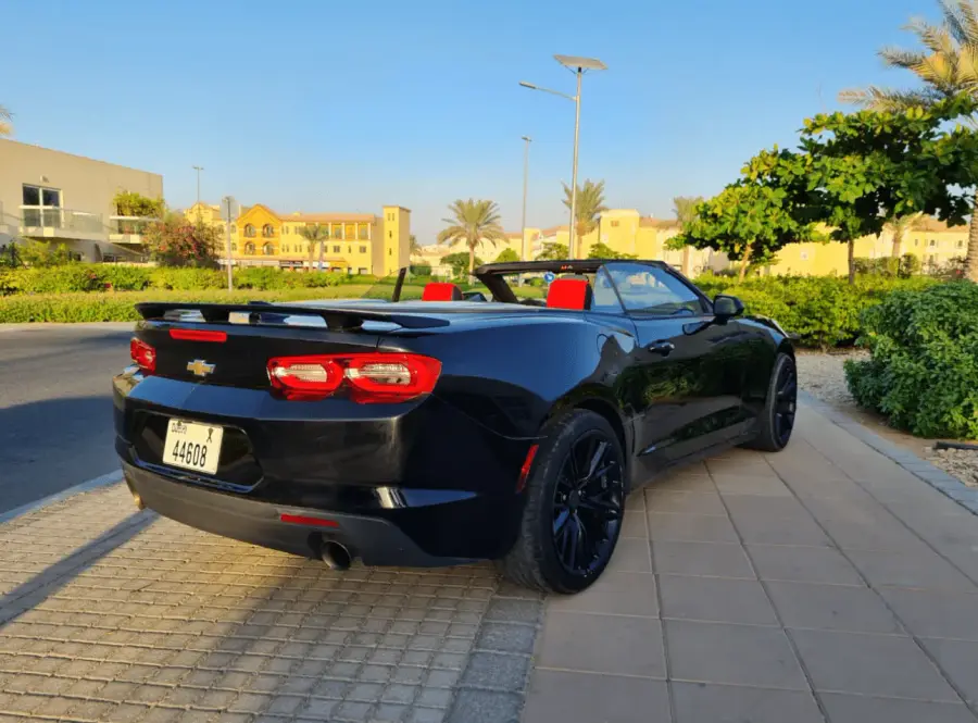 Rent Chevrolet Camaro ZL1 2020 in Dubai — photo 4 of 6