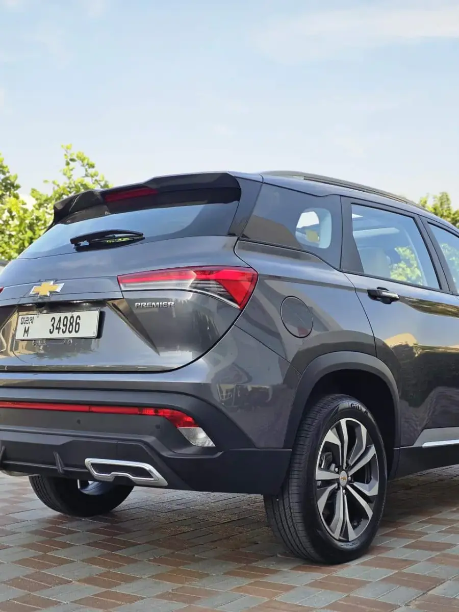 Alquila Chevrolet Captiva 2026 en Dubái — foto 2 de 5