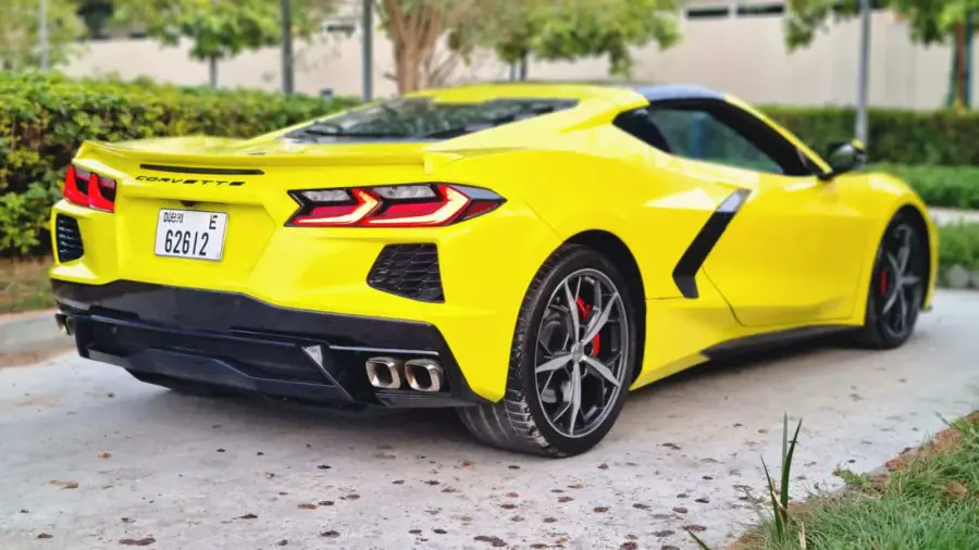 Rent Chevrolet Corvette in Dubai — photo 2 of 9