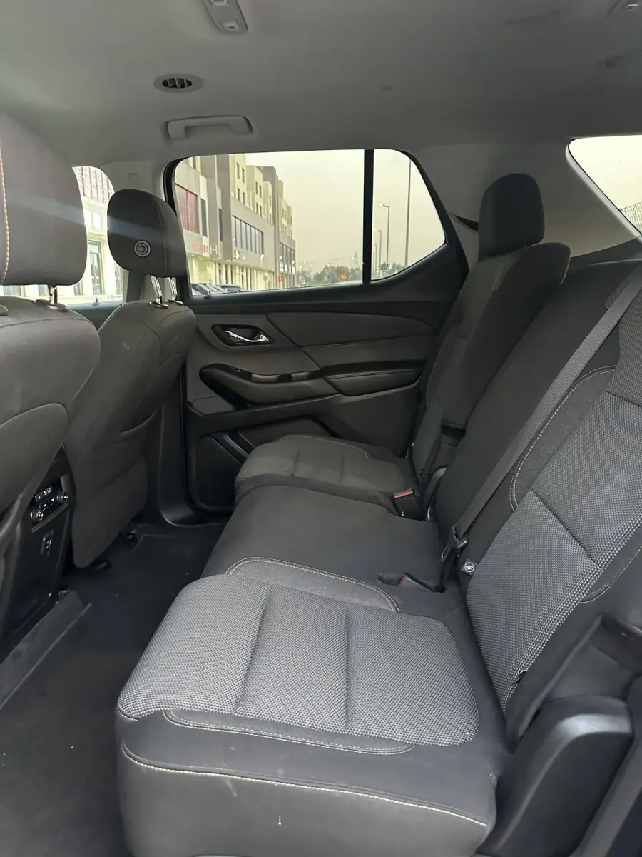 Rent Chevrolet Traverse 2022 in Dubai — photo 9 of 9